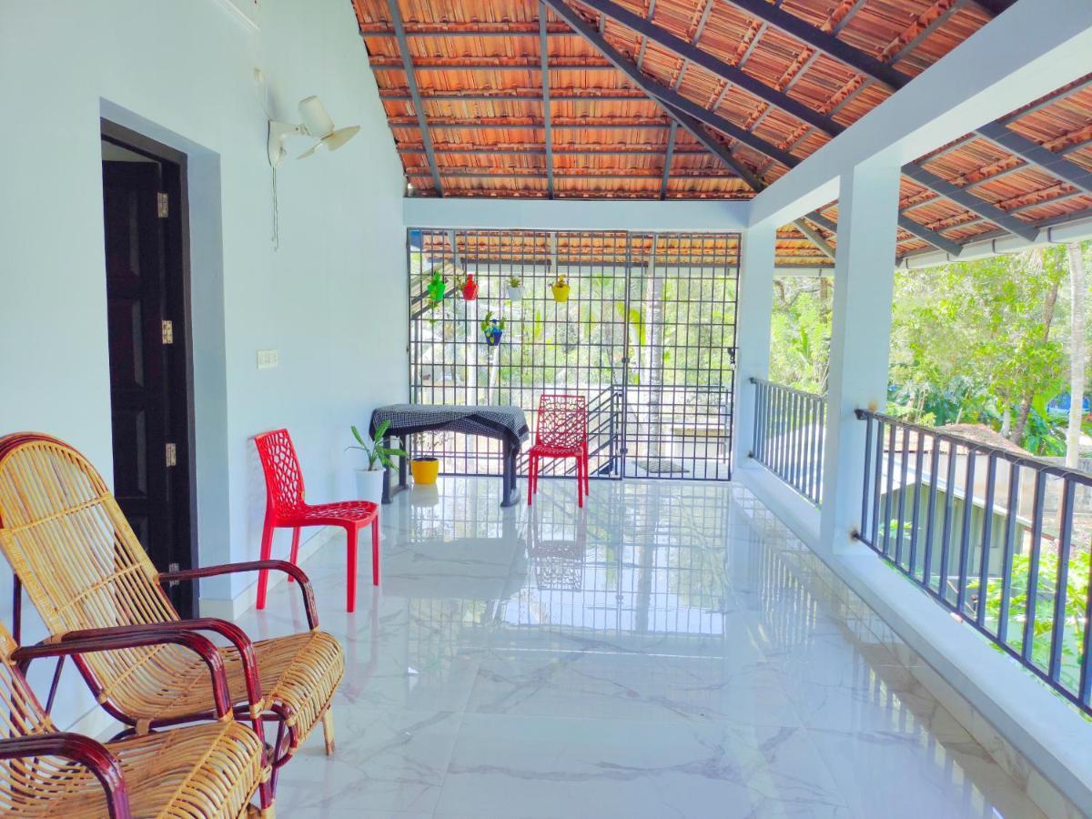 Malhar Marari Homestay 马拉利库兰 外观 照片