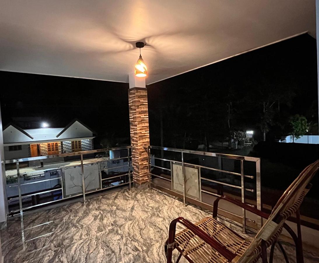 Malhar Marari Homestay 马拉利库兰 外观 照片